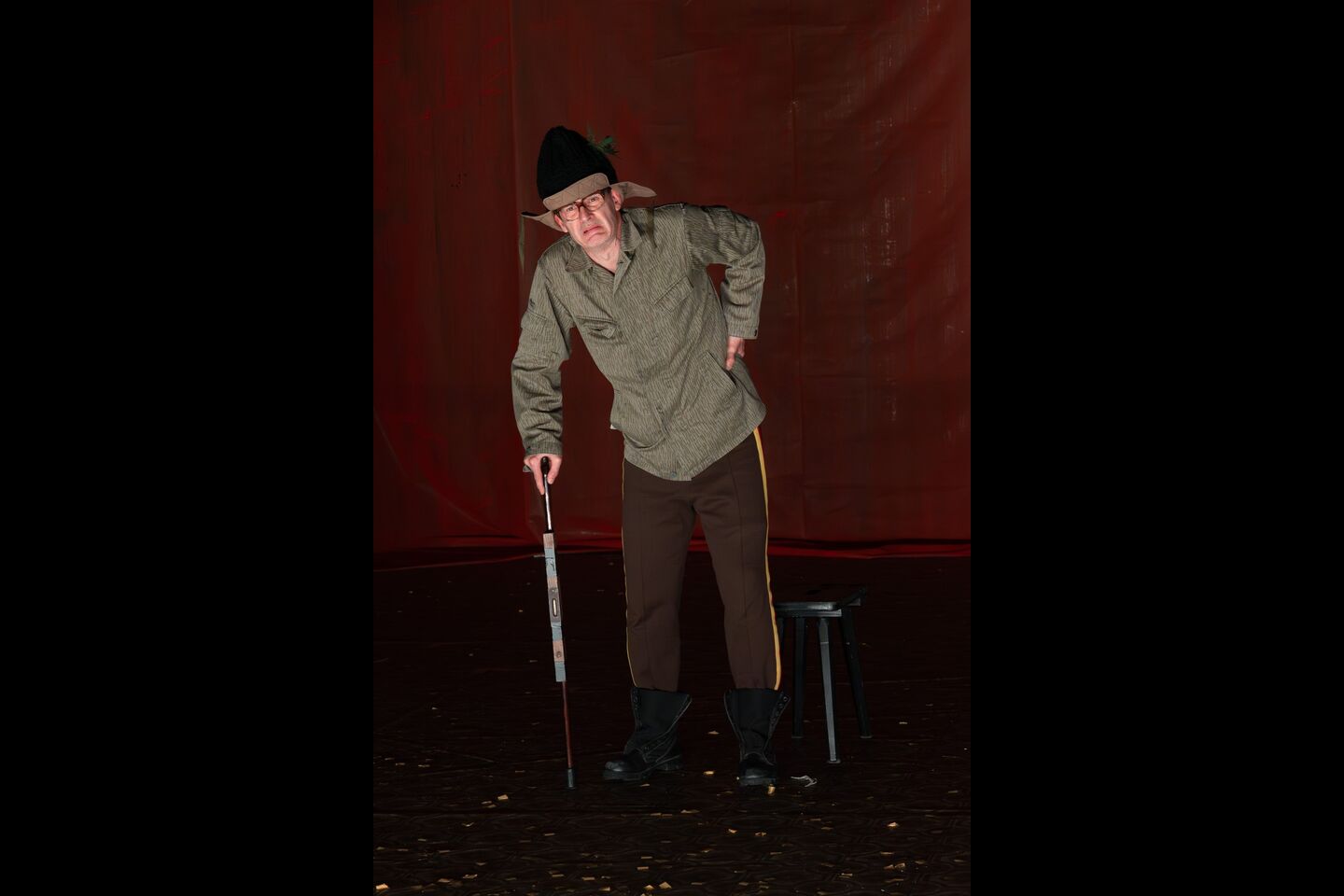 TESLA, DIE SPREE UND DER KIRSCHGARTEN